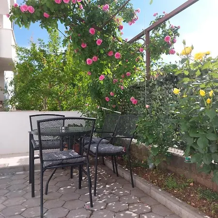 Apartment Asi For 4 *